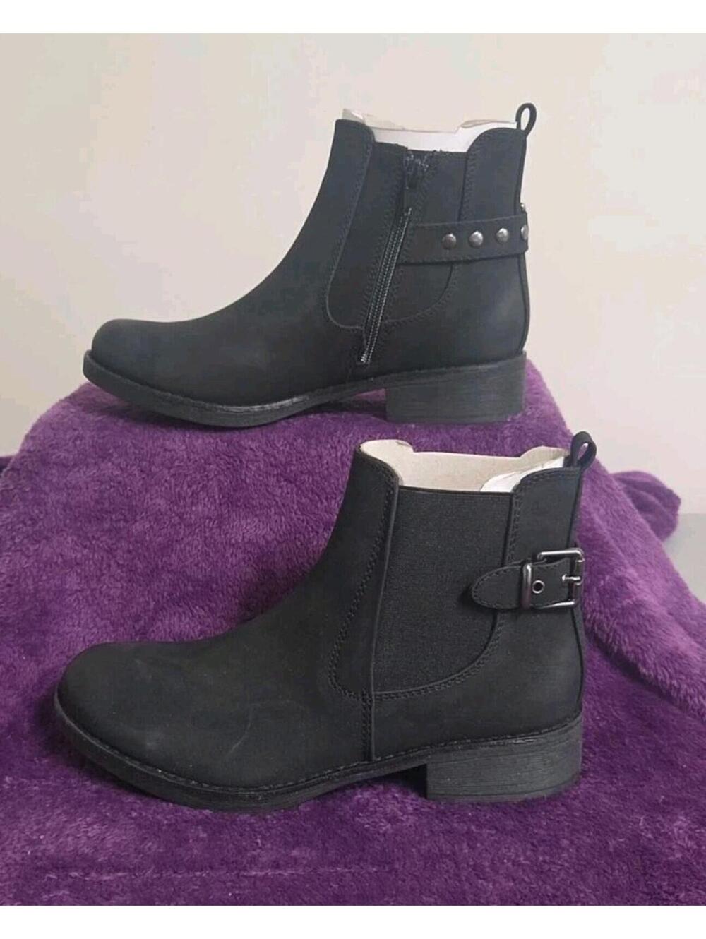 X-Appeal Women's Chelsea Style Heeled Ankle Boot, Black Sz 8